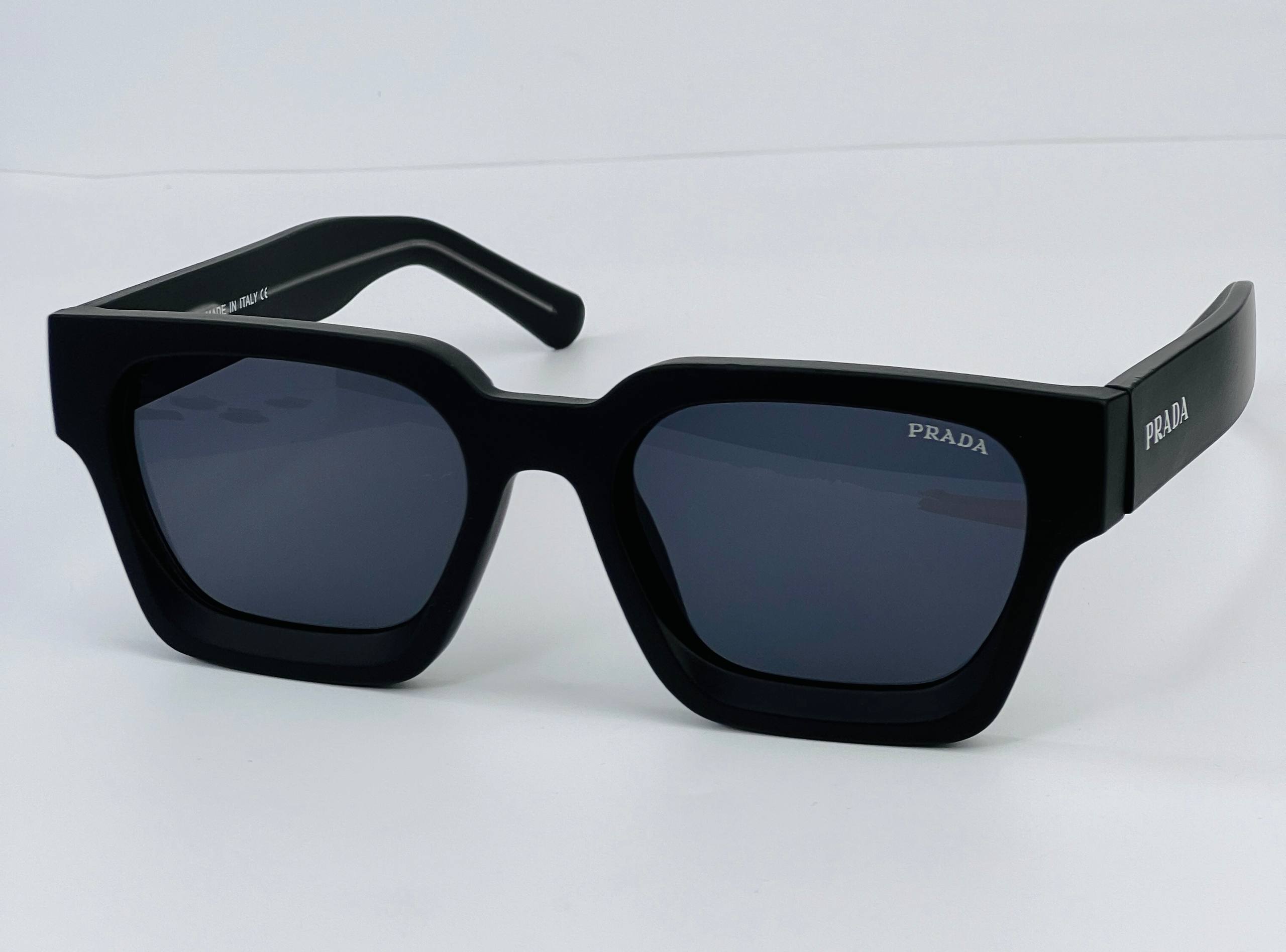 Prada cellulite square sunglass